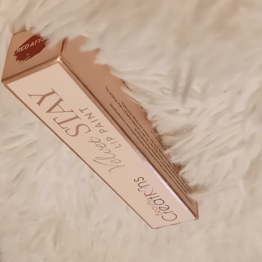Beauty Creations Velvet Stay “Red Affair” - Picture 7 of 10